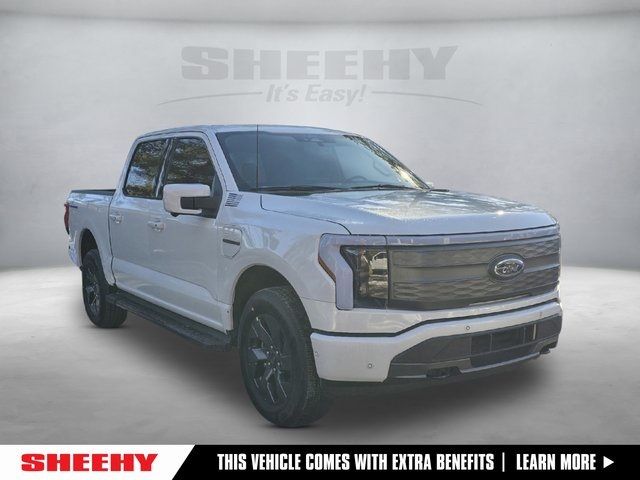 2022 Ford F-150 Lightning LARIAT