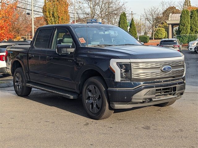 2022 Ford F-150 Lightning LARIAT