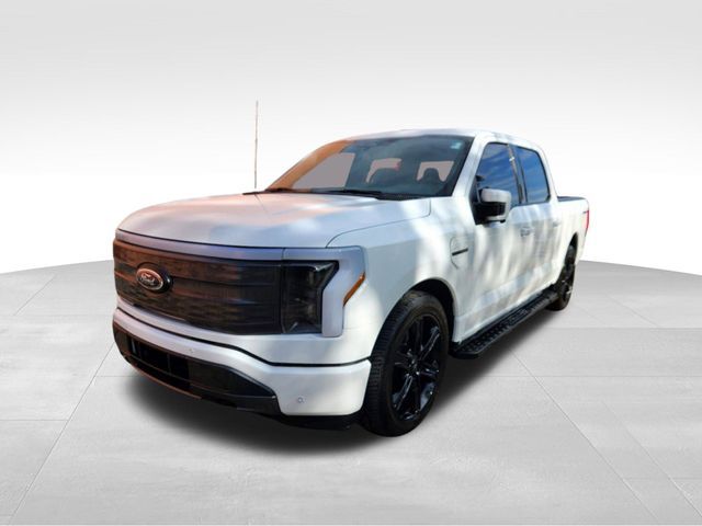 2022 Ford F-150 Lightning LARIAT