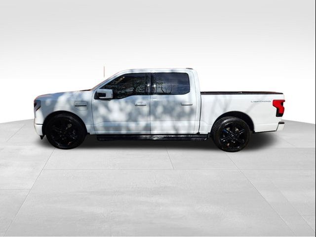 2022 Ford F-150 Lightning LARIAT