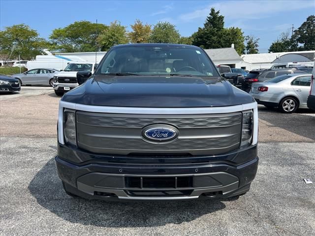 2022 Ford F-150 Lightning LARIAT