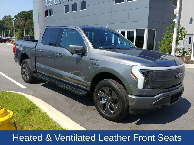 2022 Ford F-150 Lightning LARIAT