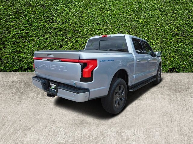 2022 Ford F-150 Lightning LARIAT