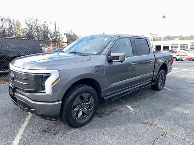 2022 Ford F-150 Lightning LARIAT