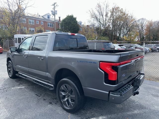 2022 Ford F-150 Lightning LARIAT