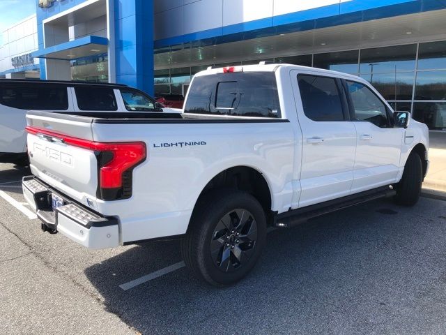 2022 Ford F-150 Lightning LARIAT