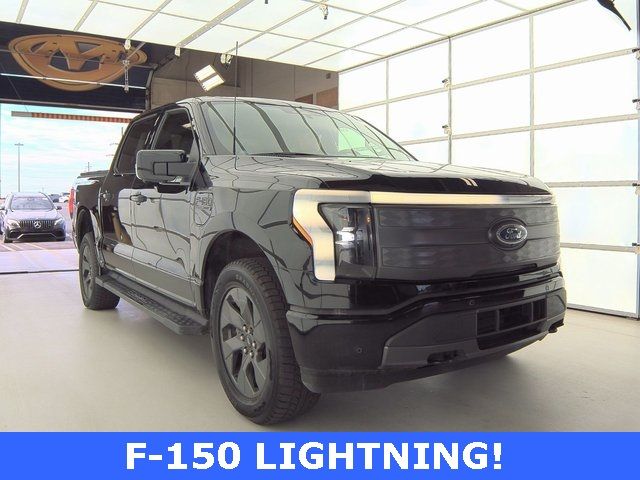 2022 Ford F-150 Lightning LARIAT