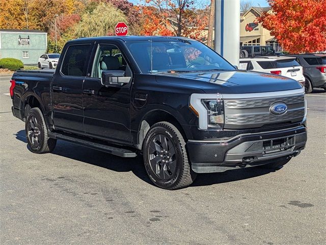 2022 Ford F-150 Lightning LARIAT