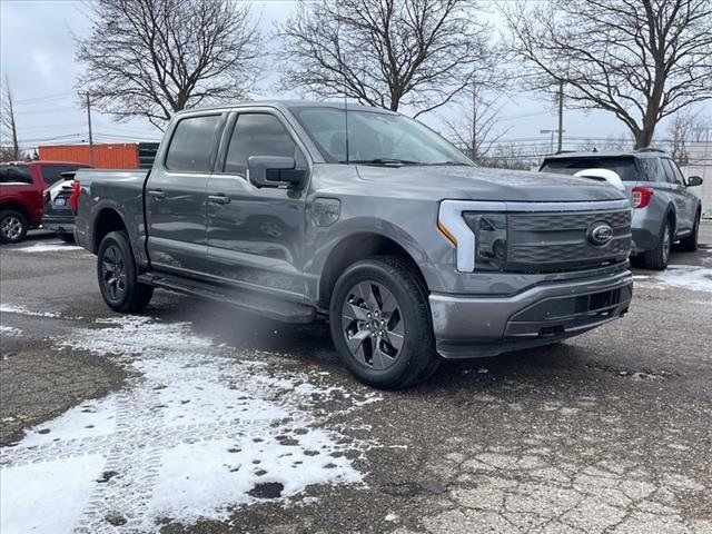 2022 Ford F-150 Lightning LARIAT