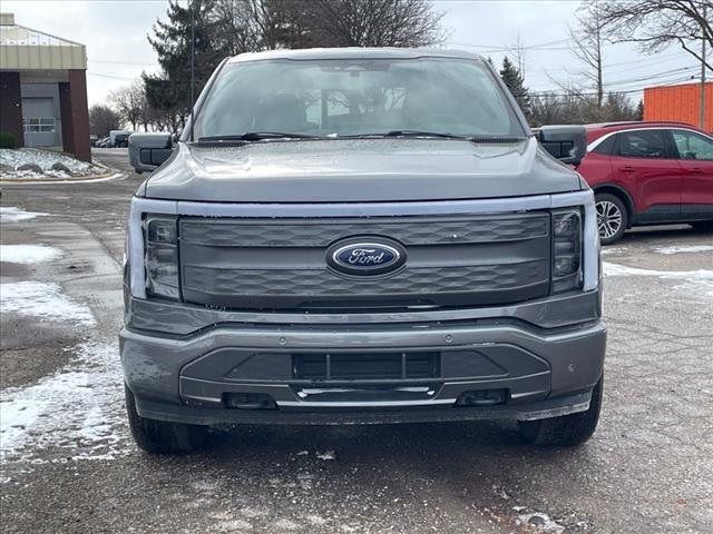 2022 Ford F-150 Lightning LARIAT