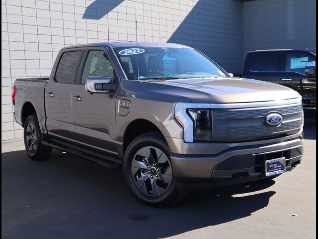 2022 Ford F-150 Lightning LARIAT