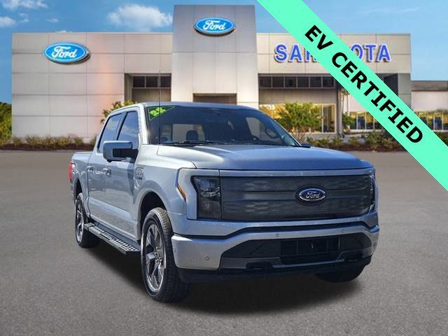 2022 Ford F-150 Lightning LARIAT