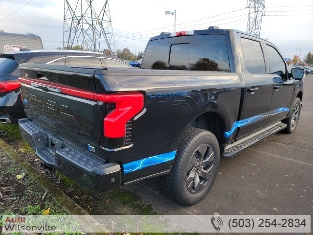 2022 Ford F-150 Lightning LARIAT