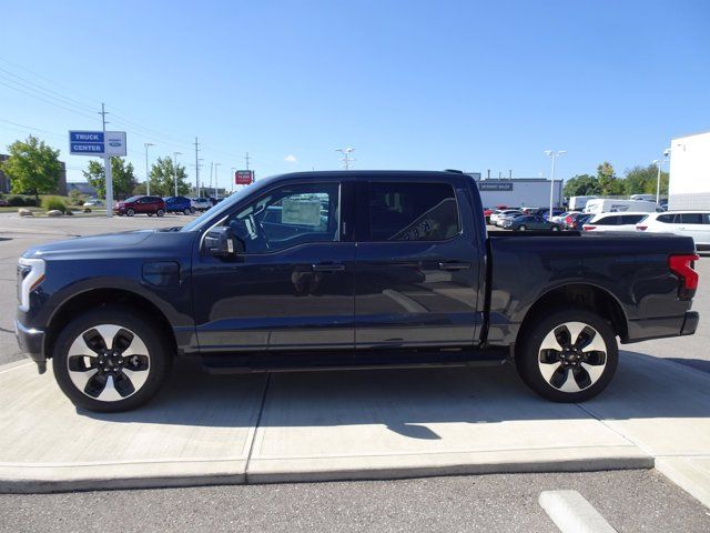 2022 Ford F-150 Lightning Platinum