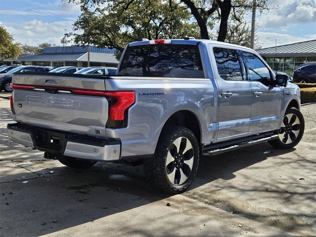 2022 Ford F-150 Lightning Platinum