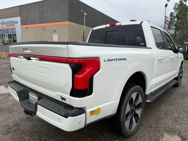 2022 Ford F-150 Lightning Platinum