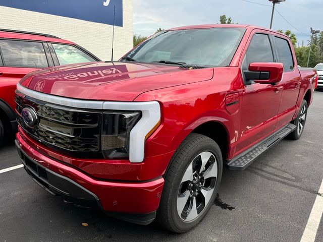 2022 Ford F-150 Lightning Platinum