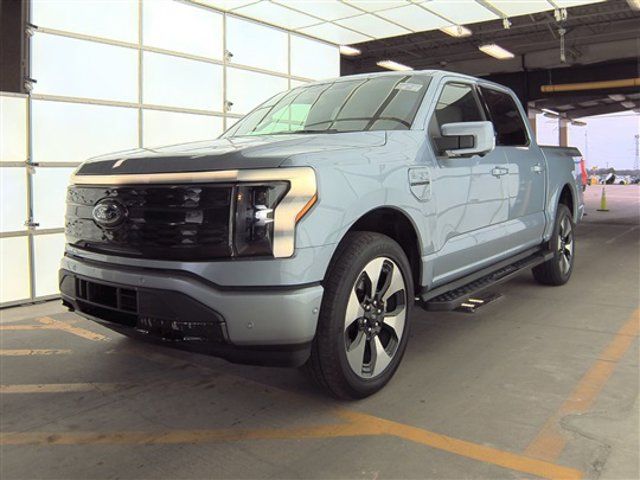 2022 Ford F-150 Lightning Platinum