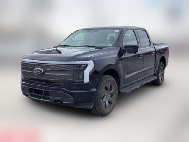 2022 Ford F-150 Lightning LARIAT