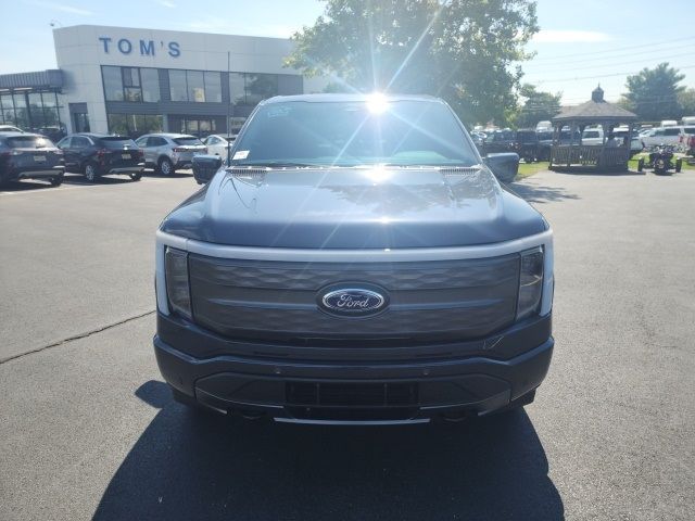 2022 Ford F-150 Lightning LARIAT