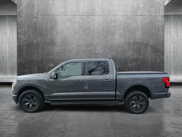 2022 Ford F-150 Lightning LARIAT