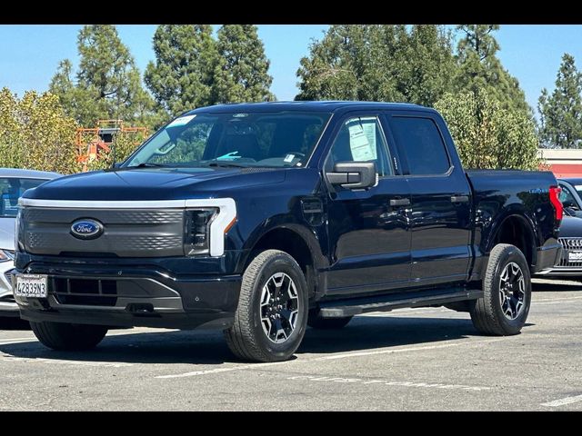 2022 Ford F-150 Lightning XLT