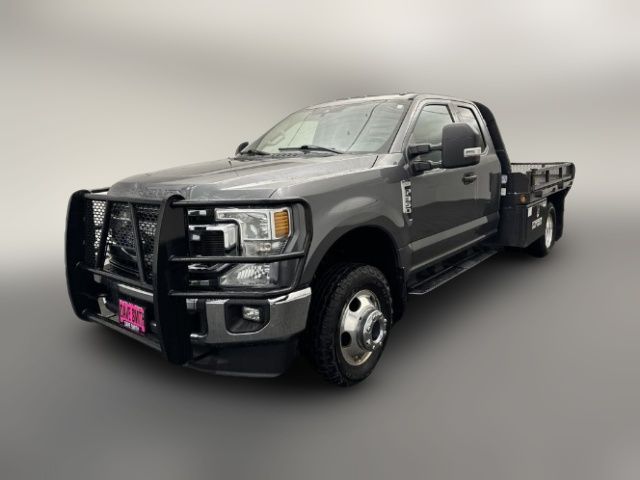 2022 Ford F-350 XLT