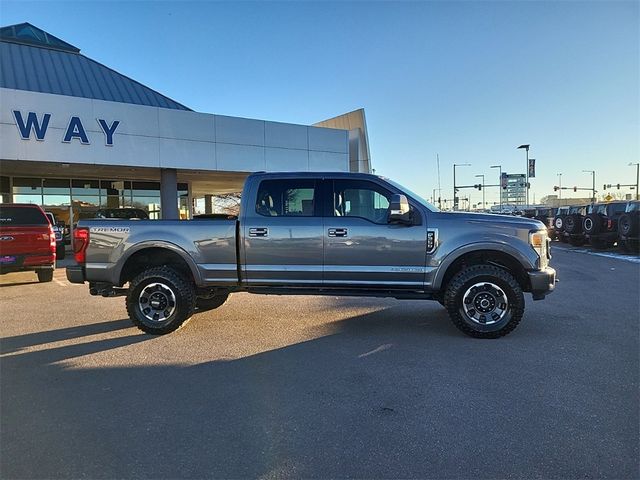 2022 Ford F-350 Lariat