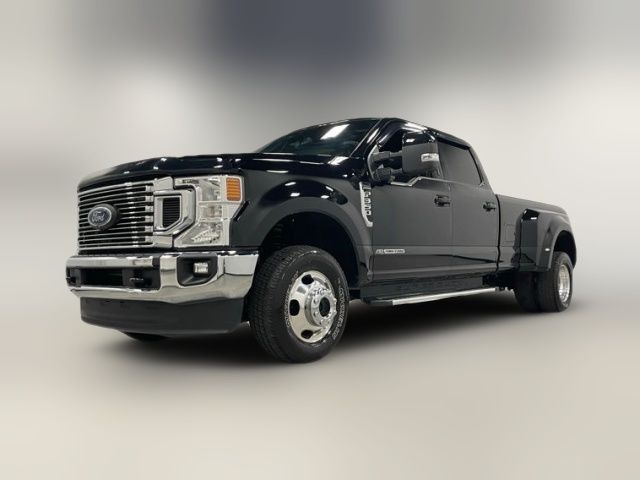 2022 Ford F-350 Lariat