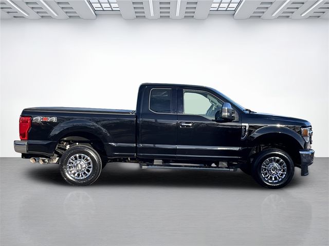 2022 Ford F-350 XLT