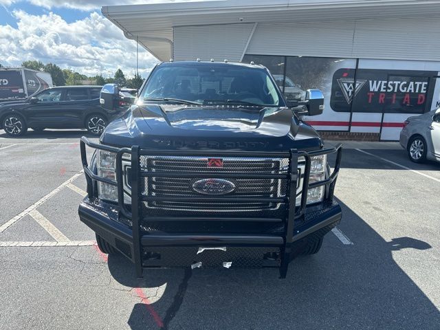 2022 Ford F-450 XLT