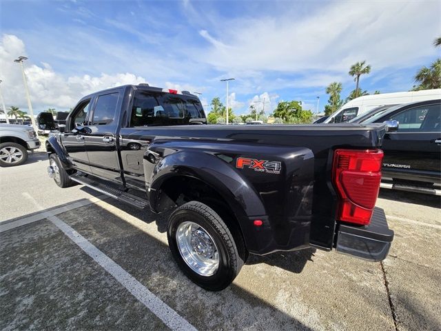 2022 Ford F-450 Lariat