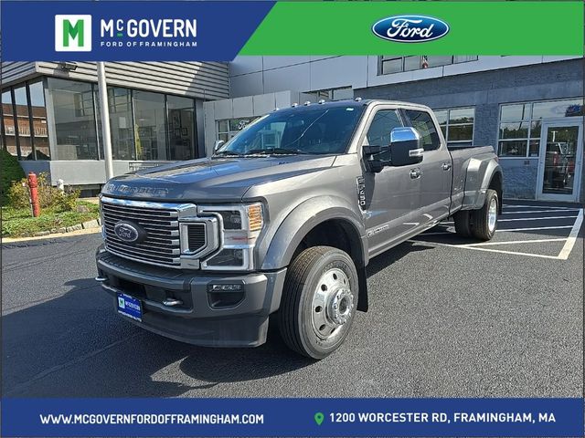 2022 Ford F-450 Platinum