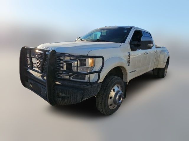 2022 Ford F-450 Platinum