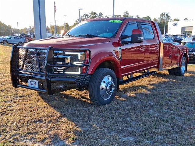 2022 Ford F-550 Lariat