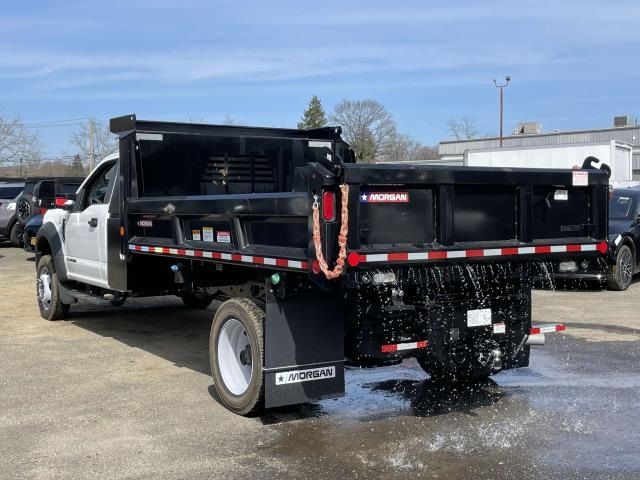 2022 Ford F-550 