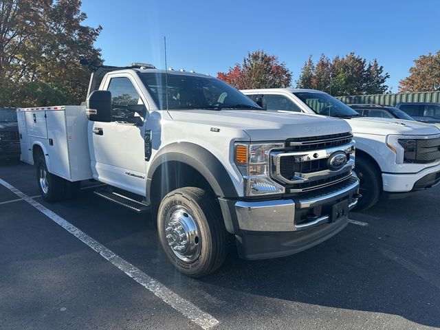 2022 Ford F-550 