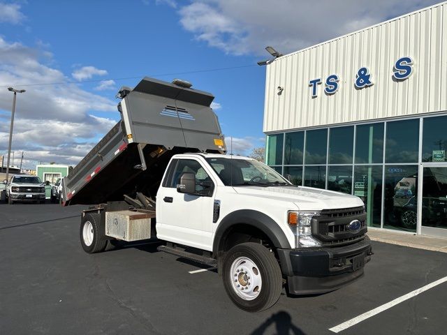 2022 Ford F-600 