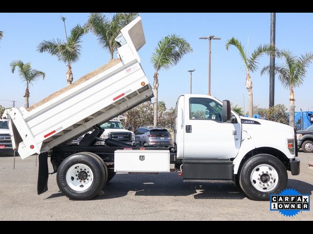 2022 Ford F-650 Base