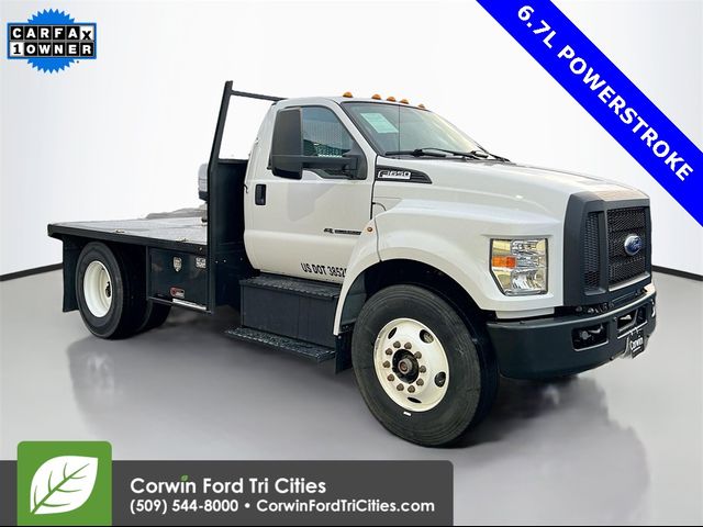 2022 Ford F-650 Base