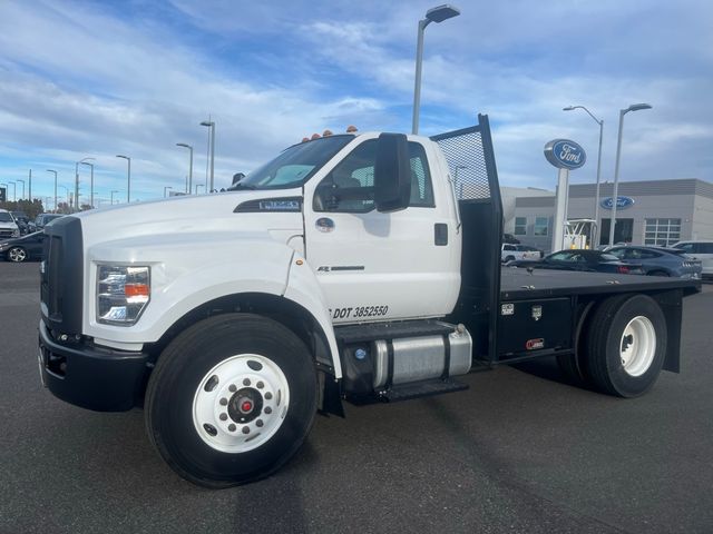 2022 Ford F-650 Base