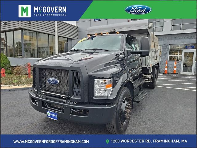 2022 Ford F-650 Base