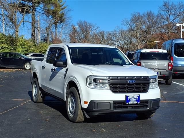 2022 Ford Maverick XL