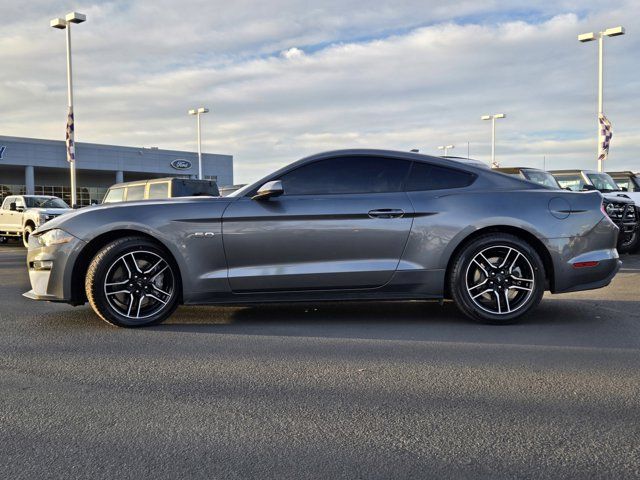 2022 Ford Mustang 