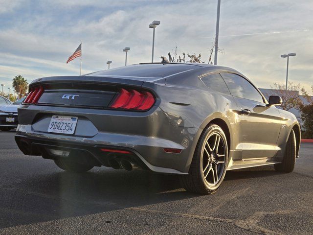 2022 Ford Mustang 