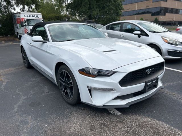 2022 Ford Mustang EcoBoost