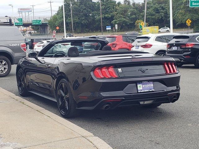 2022 Ford Mustang EcoBoost