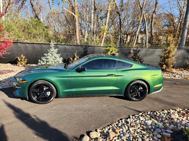 2022 Ford Mustang EcoBoost