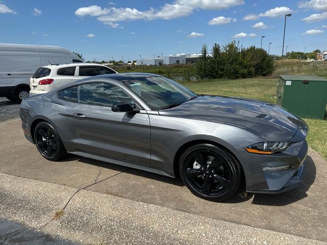 2022 Ford Mustang EcoBoost