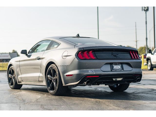 2022 Ford Mustang EcoBoost